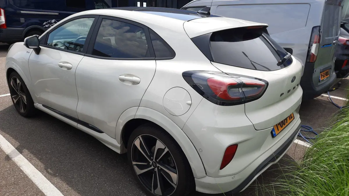 1.0 EcoBoost ST-Line X Winter pack - Pano dak - adapt. cruise control