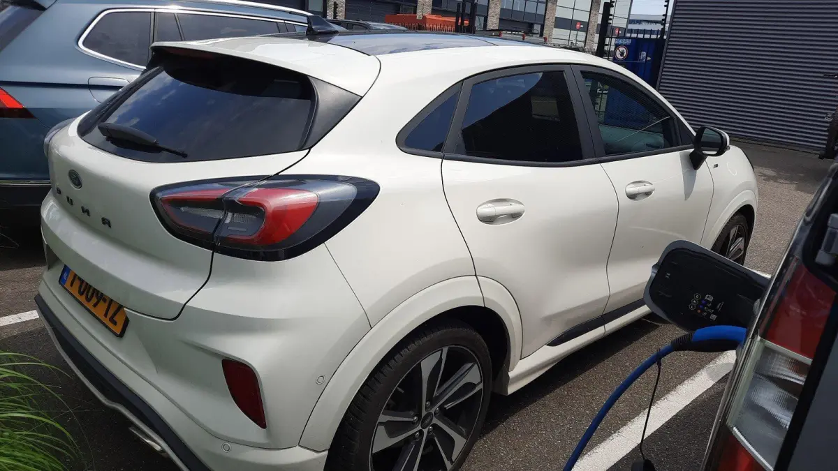 1.0 EcoBoost ST-Line X Winter pack - Pano dak - adapt. cruise control