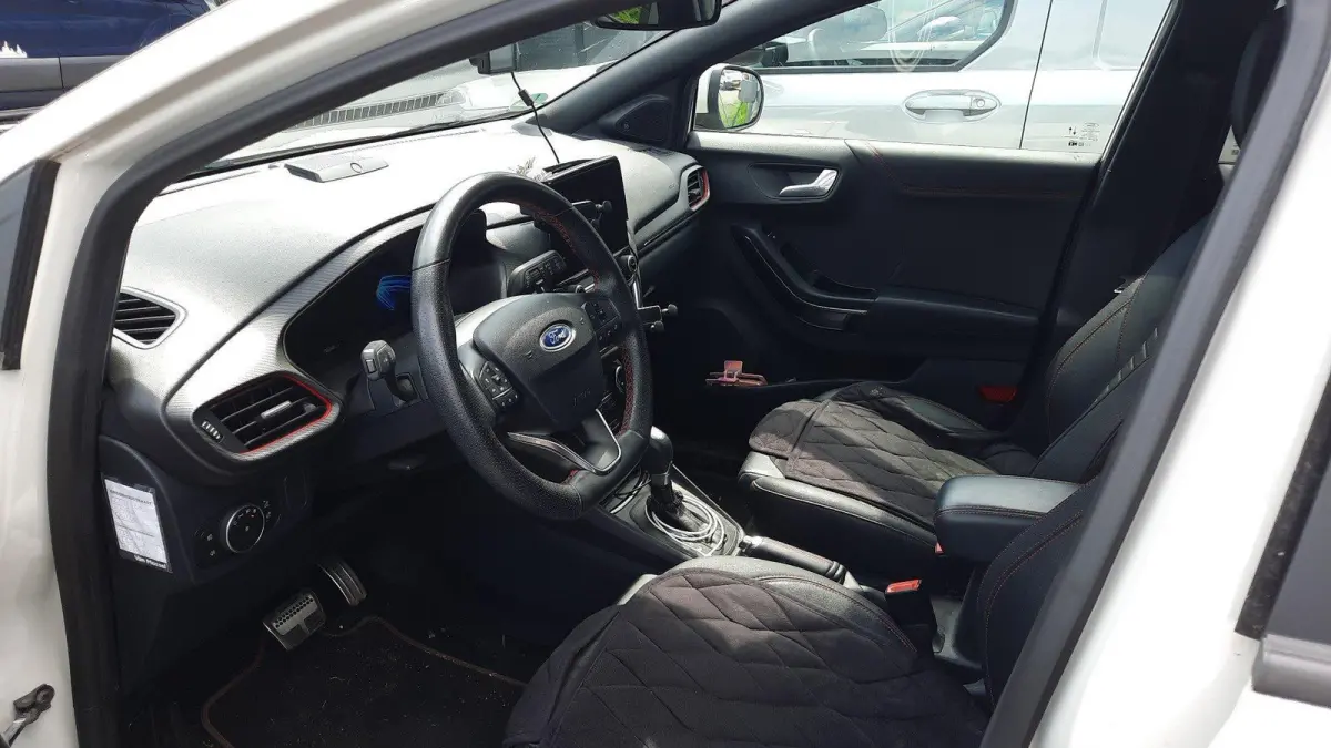 1.0 EcoBoost ST-Line X Winter pack - Pano dak - adapt. cruise control