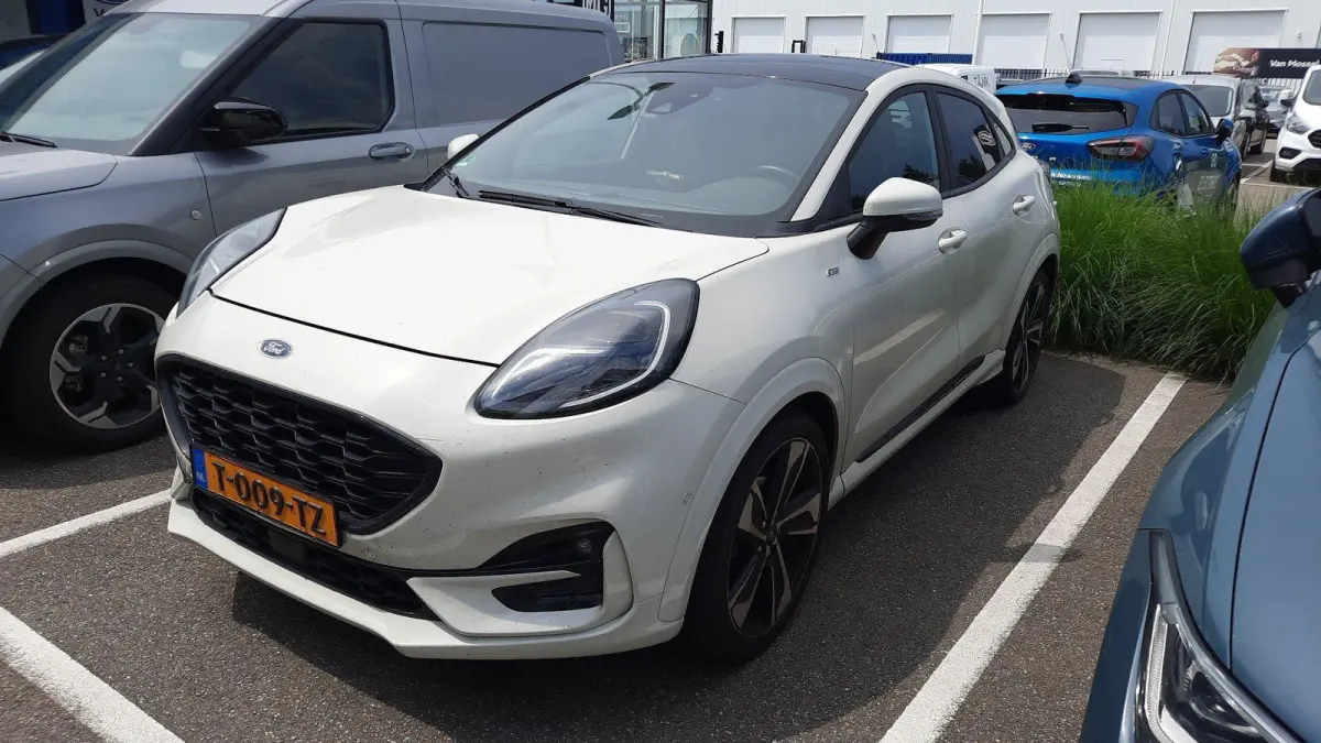 1.0 EcoBoost ST-Line X Winter pack - Pano dak - adapt. cruise control