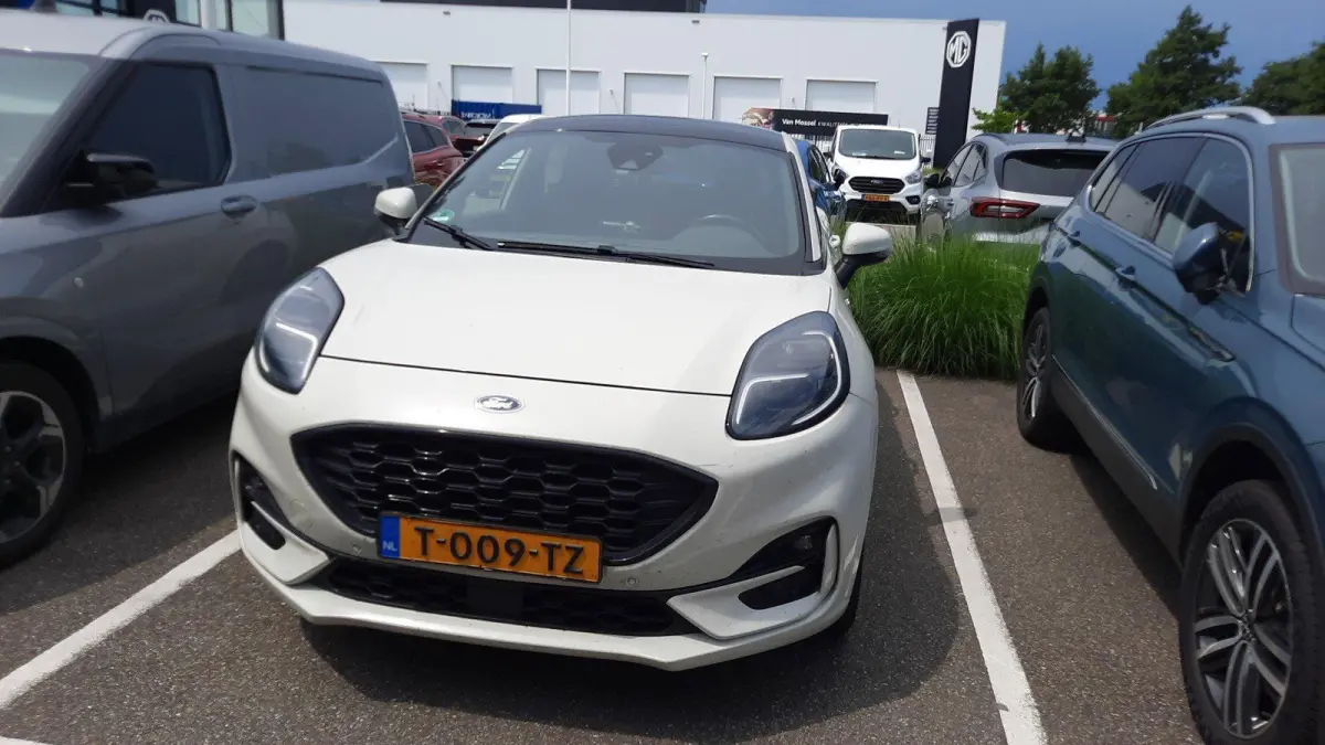 1.0 EcoBoost ST-Line X Winter pack - Pano dak - adapt. cruise control