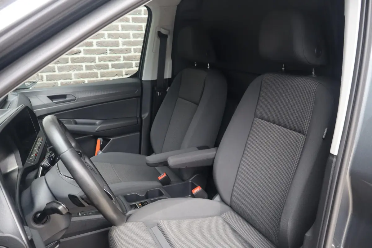 2.0 TDI 122pk DSG Style | App Connect | LED Koplampen | 16" Velgen | Trekhaak