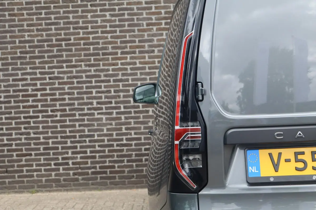 2.0 TDI 122pk DSG Style | App Connect | LED Koplampen | 16" Velgen | Trekhaak