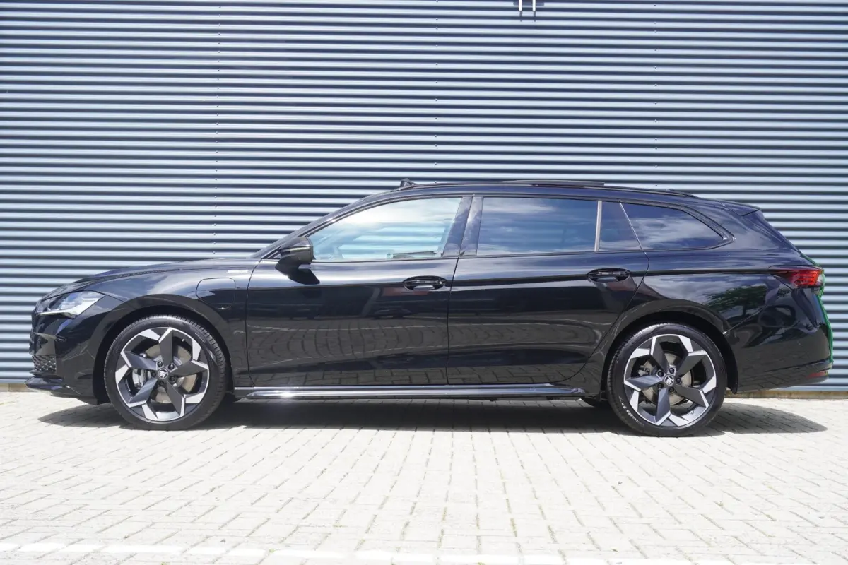1.5 TSI 204pk PHEV Sportline Business | Canton Soundsystem | Panoramadak