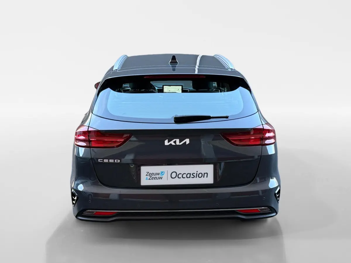 1.5 T-GDi DynamicLine 140 PK | Cruise Control Adaptief | Camera | Carplay | Navi | LM Velgen | 140 PK | Fabrieksgarantie 19-8-2031 +3x 1 jaar* | NAP