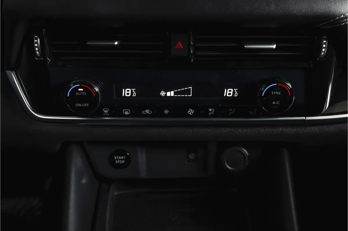 1.5 e-Power 190 PK Business Design | Pano | Dig. Cockpit | Adapt. Cruise | PDC | 360 Camera | NAV + App. Connect | ECC | DAB | LM 18" |