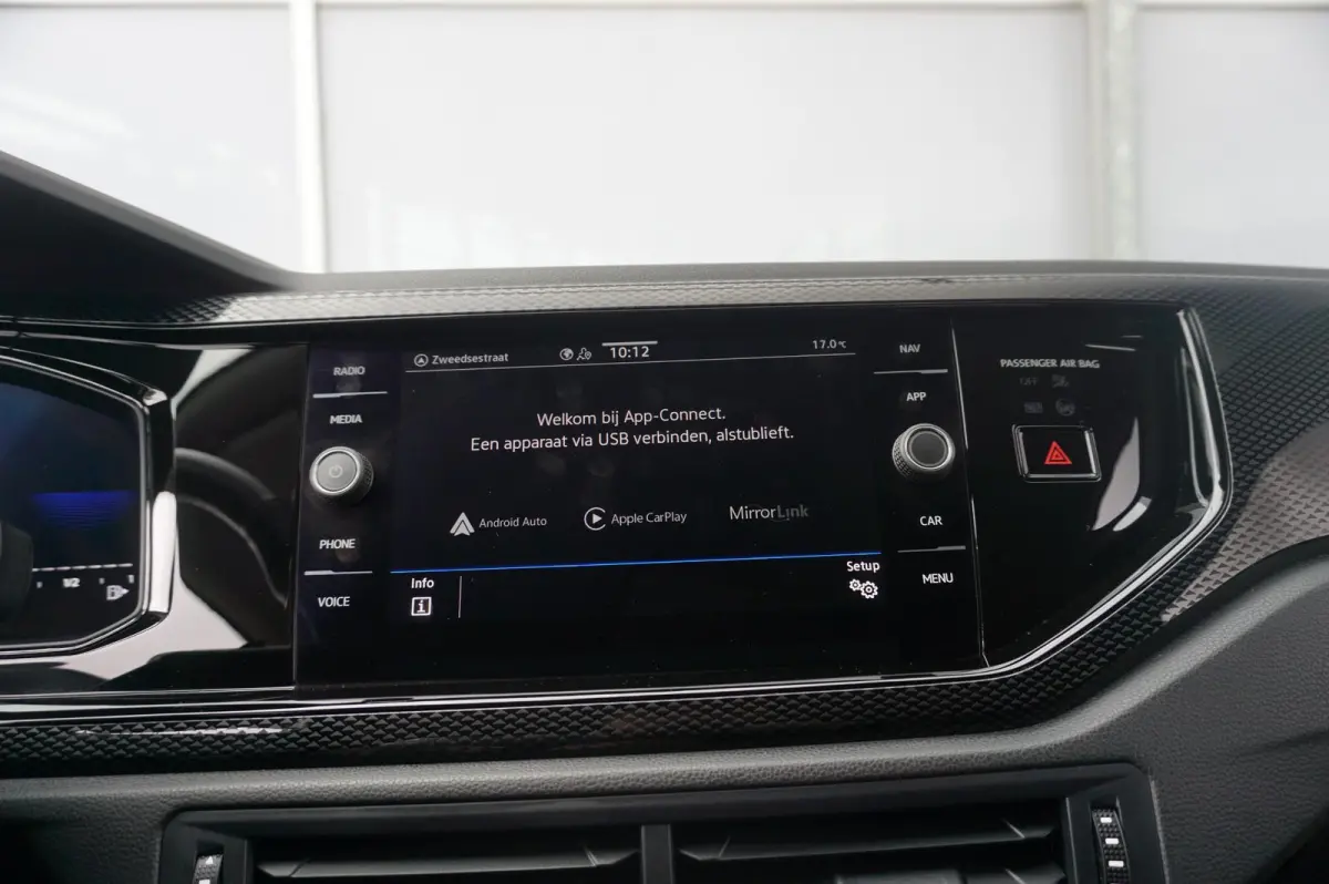 1.0 TSI 95pk Life | Trekhaak | Achteruitrijcamera | Stoelverwarming | Keyless