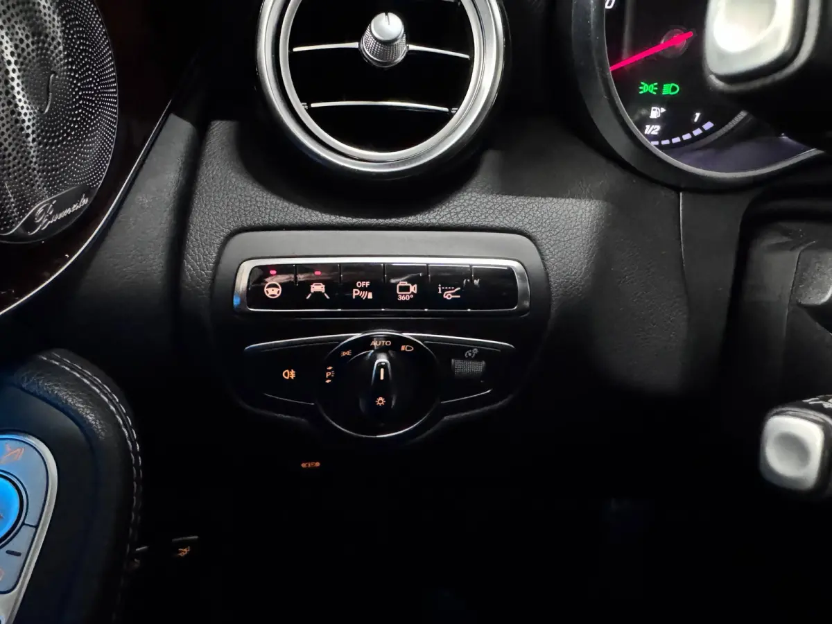 250 d 4MATIC AMG Burmester Panoramadak Luchtvering