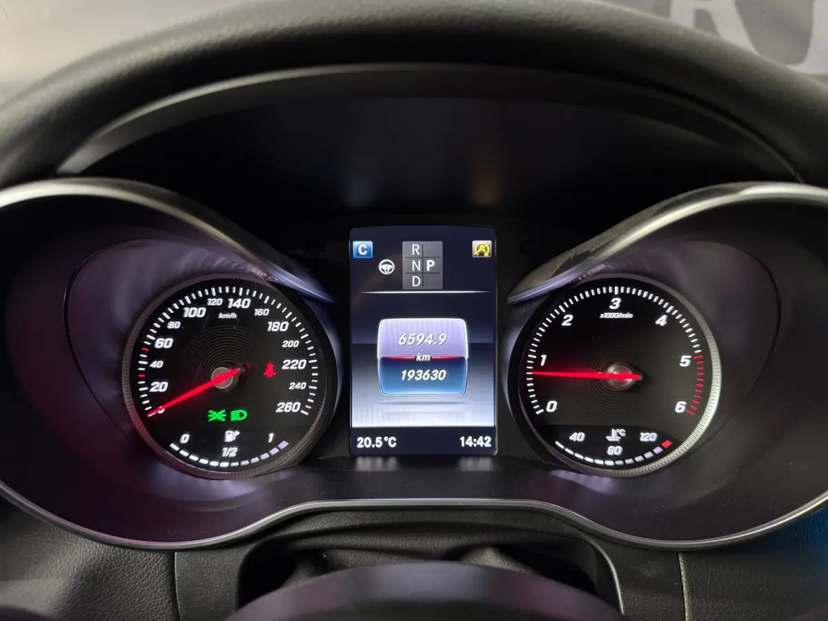 250 d 4MATIC AMG Burmester Panoramadak Luchtvering