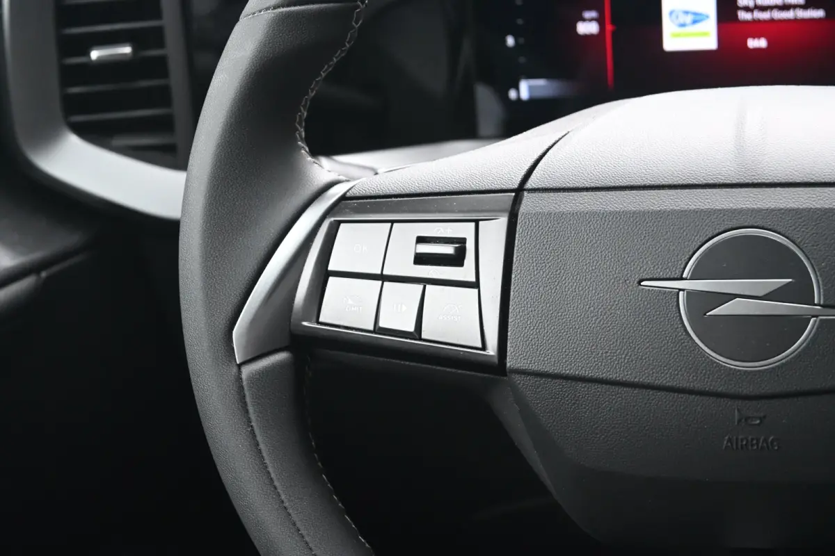 1.2 Turbo GS 130pk Automaat | Navigatie by App | Climate Control | Full-LED | Achteruitrijcamera | !!