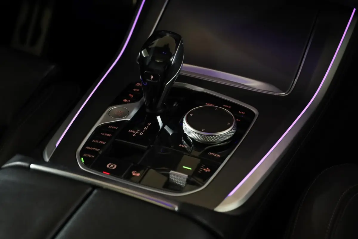 xDrive45e M-Sport|Pano|M Seats|HUD|360|Aero|ACC|Luchtvering|