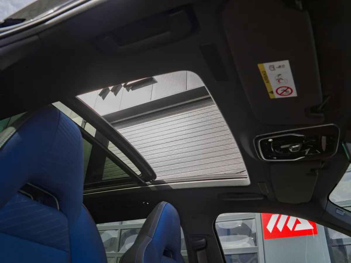 1.5 Black Edition Panoramadak|360° Camera|ACC|Stoelverwarming|Navi|Carplay
