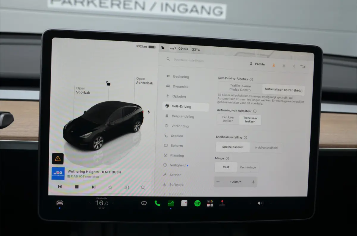 Long Range AWD 75 kWh Trekhaak (1.600kg), AutoPilot3.0 Ryzen