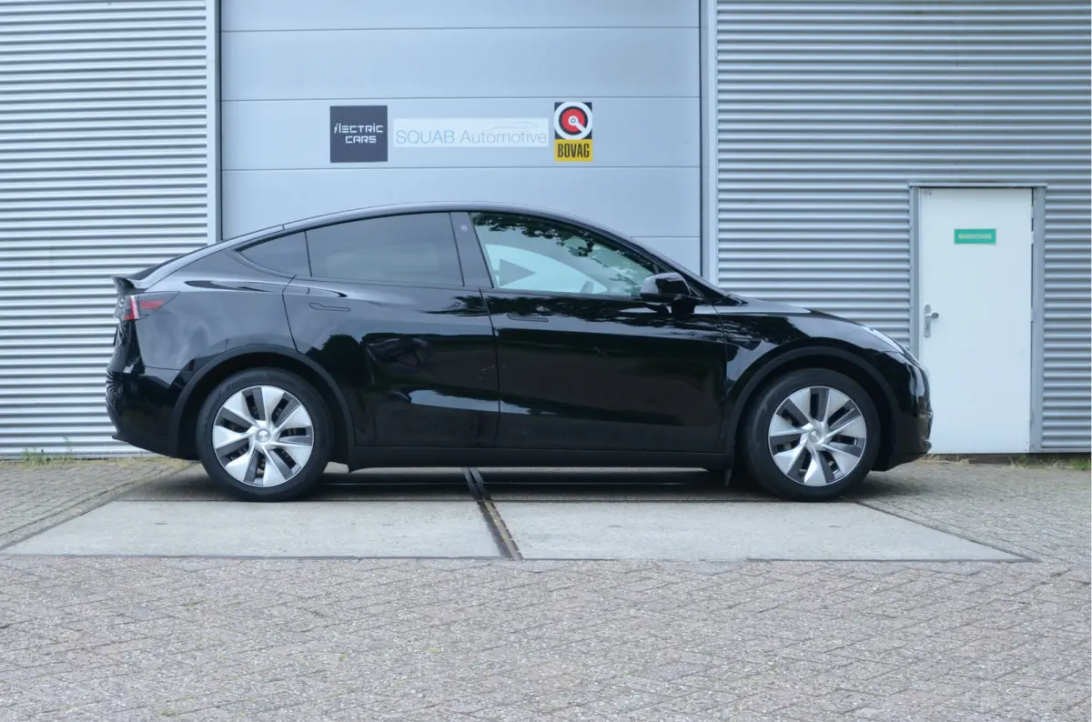 Long Range AWD 75 kWh Trekhaak (1.600kg), AutoPilot3.0 Ryzen