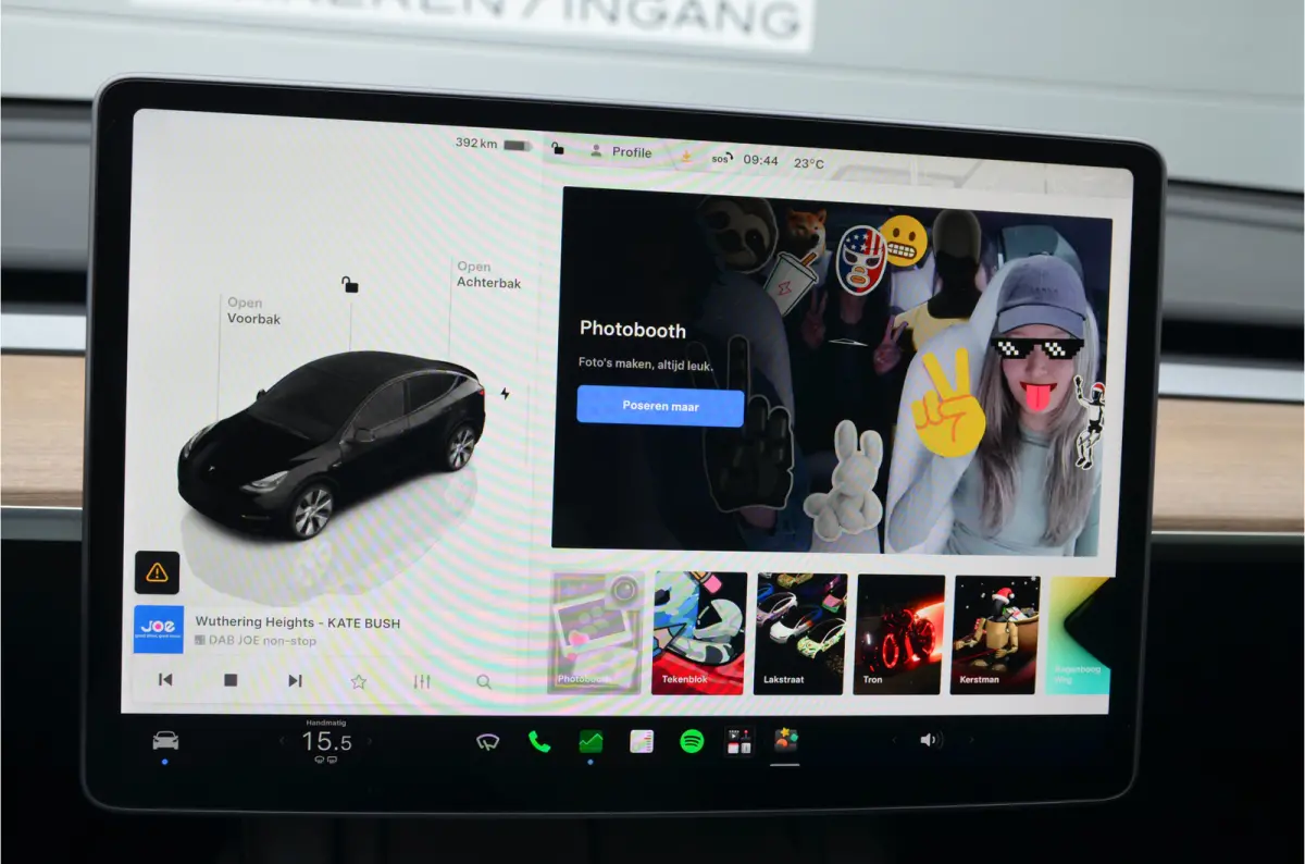 Long Range AWD 75 kWh Trekhaak (1.600kg), AutoPilot3.0 Ryzen