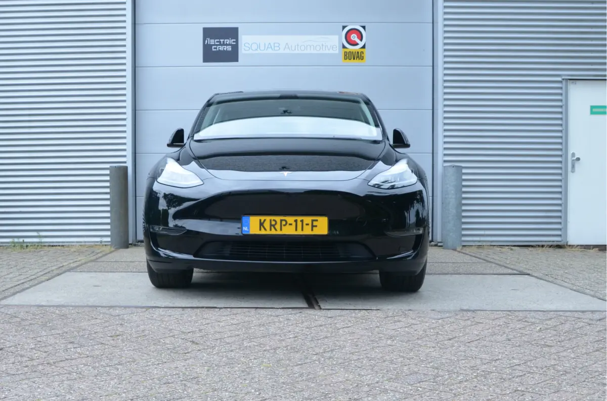 Long Range AWD 75 kWh Trekhaak (1.600kg), AutoPilot3.0 Ryzen