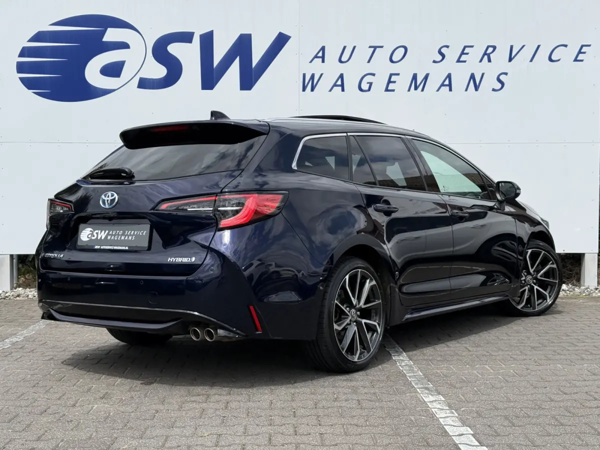 2.0 Hybrid Executive | Pano | HUD | ACC | JBL | Keyless | 18 inch