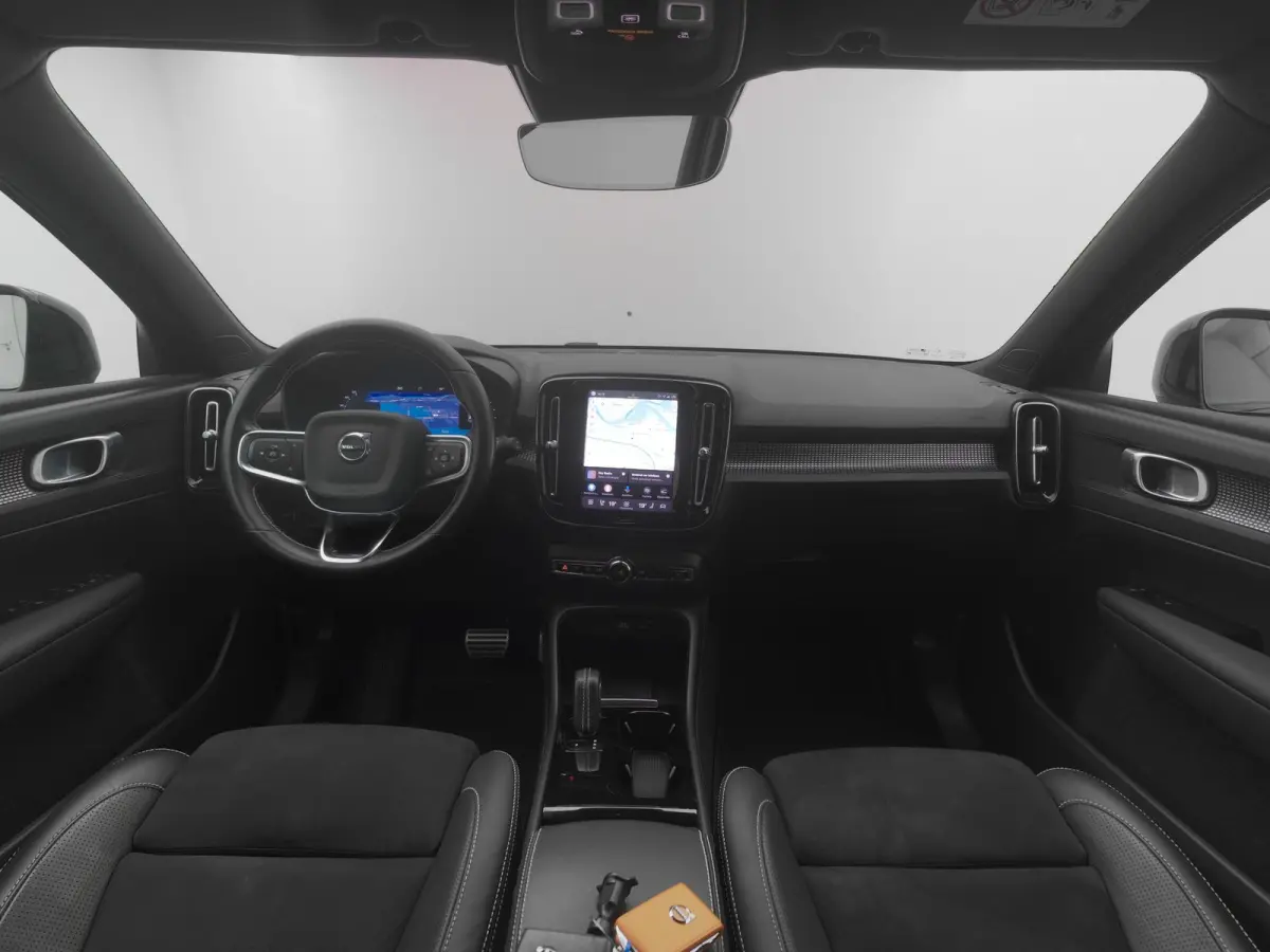 Recharge P8 AWD R-Design | CAMERA | KEYLESS | STOEL- EN STUURVERW.