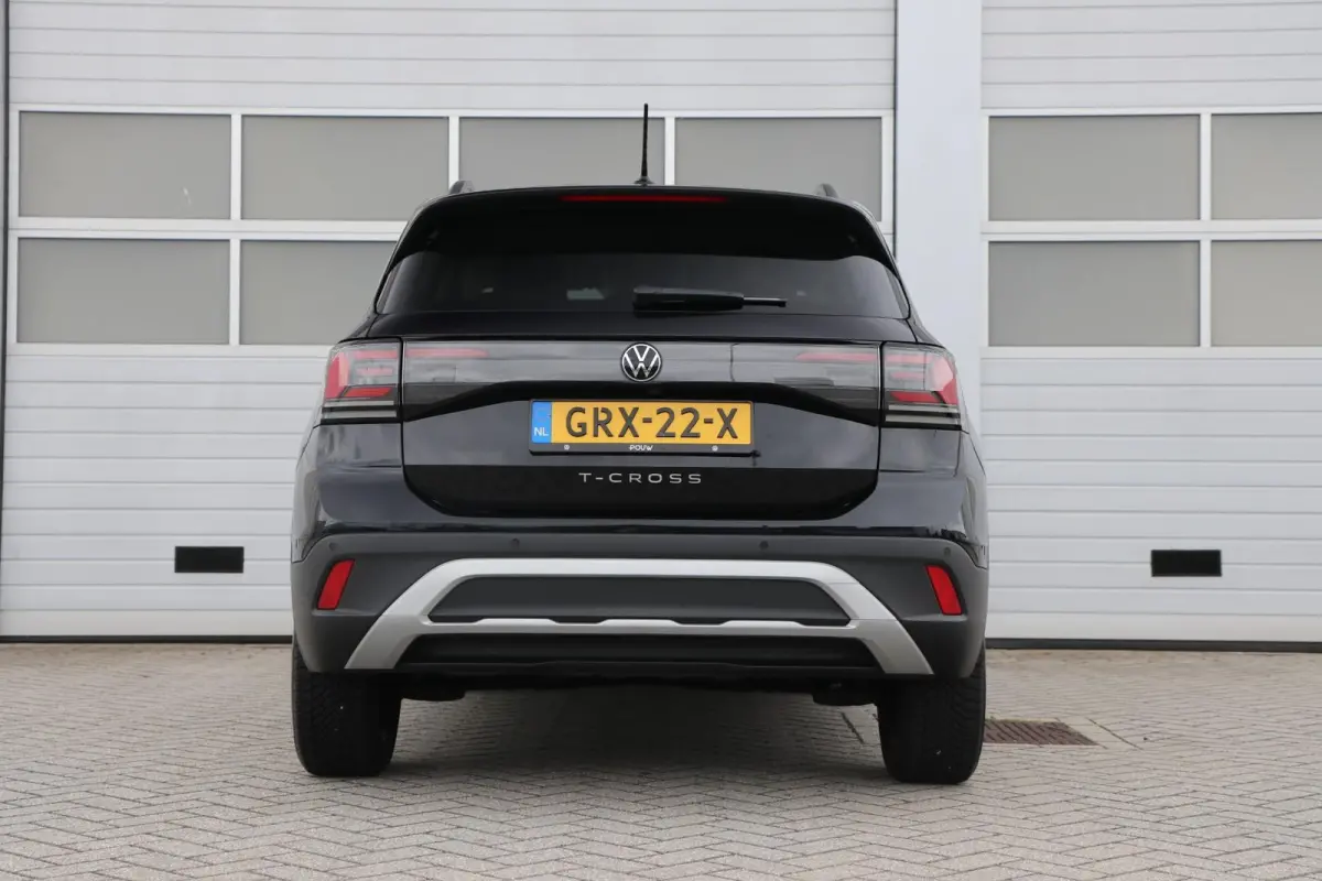 1.0 TSI 95pk Life Edition | Trekhaak | App Connect | Achteruitrijcamera | Clima | Stoelverwarming