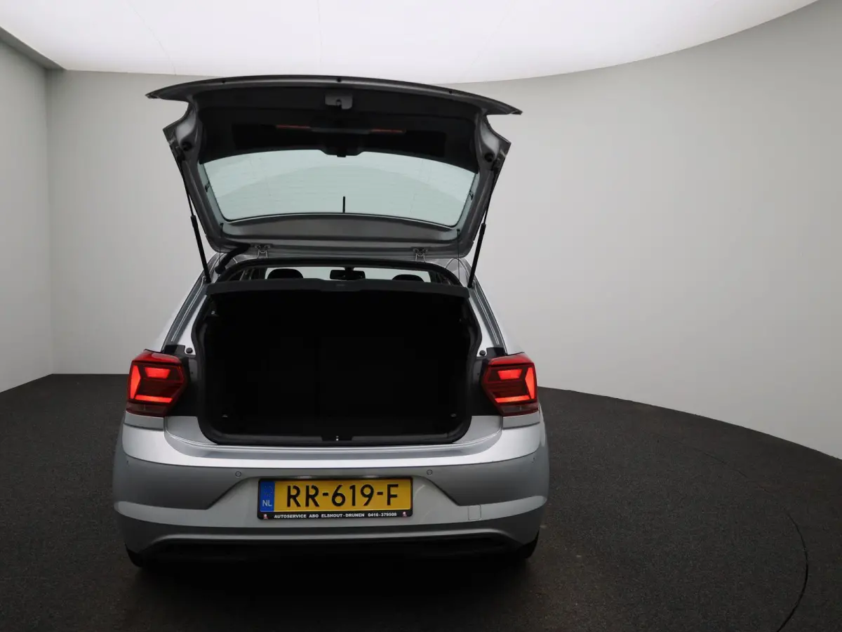 1.0 TSI Highline 95 PK| Origineel Nederlands | Apple Carplay | Android Auto | Climatronic | Parkeersensoren Voor & Achter | Adaptieve Cruise Control
