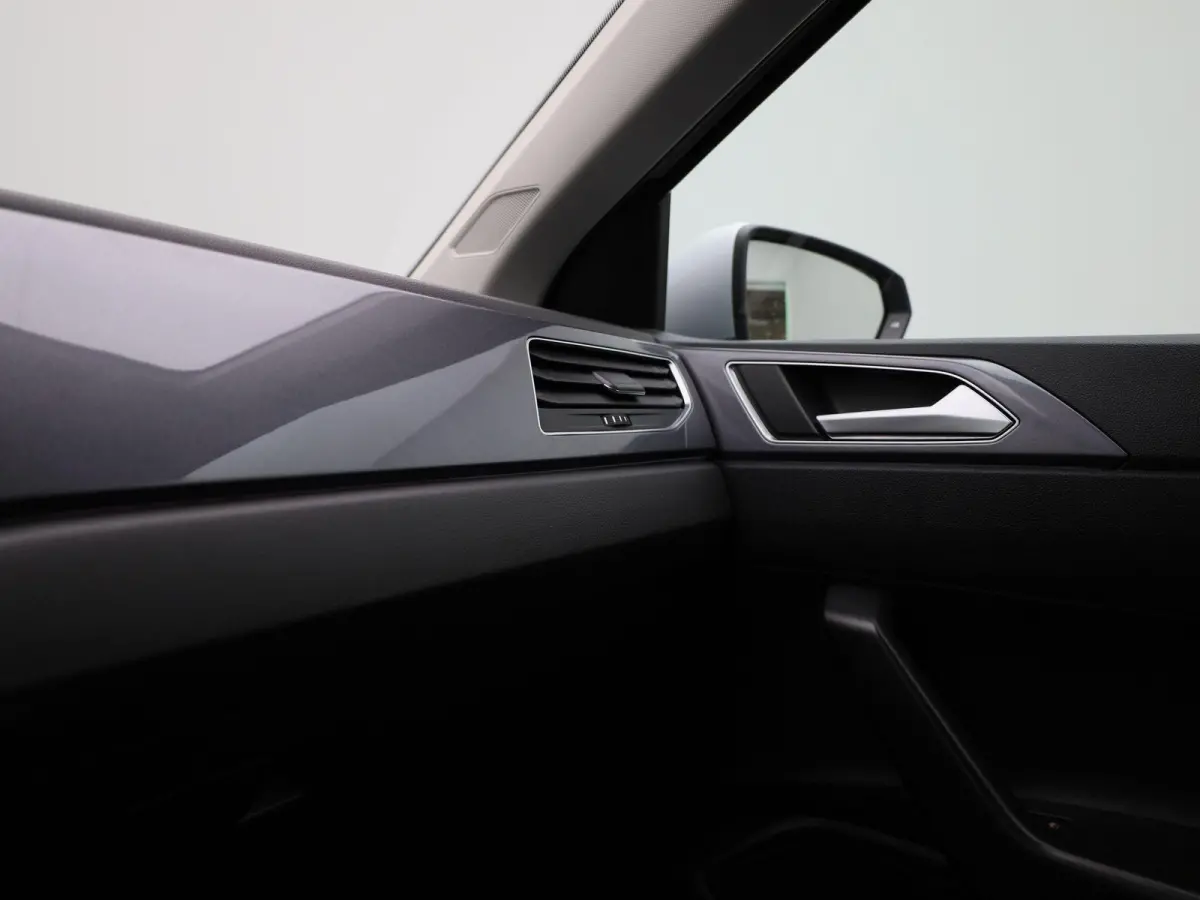1.0 TSI Highline 95 PK| Origineel Nederlands | Apple Carplay | Android Auto | Climatronic | Parkeersensoren Voor & Achter | Adaptieve Cruise Control
