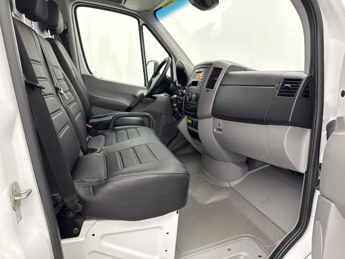 516 2.2 CDI 432 Clixtar N1 Bakwagen Laadklep 2900kg laadvermogen Automaat Cruise Control
