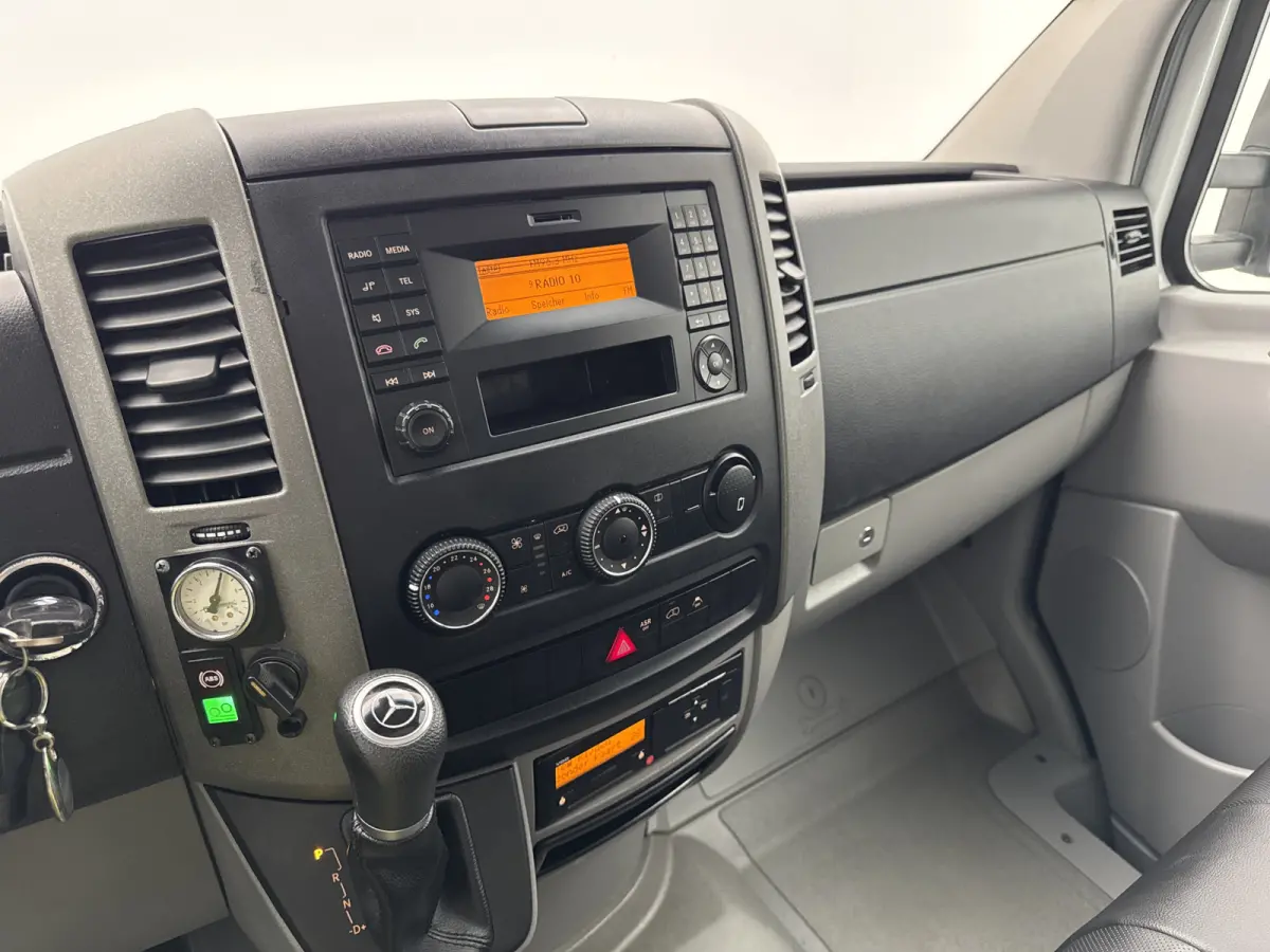 516 2.2 CDI 432 Clixtar N1 Bakwagen Laadklep 2900kg laadvermogen Automaat Cruise Control