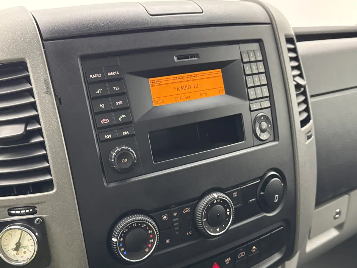 516 2.2 CDI 432 Clixtar N1 Bakwagen Laadklep 2900kg laadvermogen Automaat Cruise Control