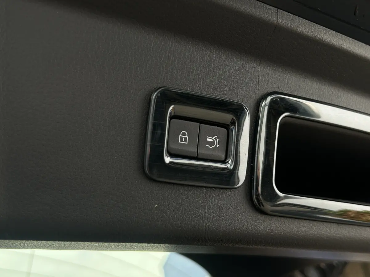 2.0 e-SkyActiv-G M Hybrid Sportive | Adap. Cruise Control | Camera | HUD | BOSE Audio | Stoelverwarming |