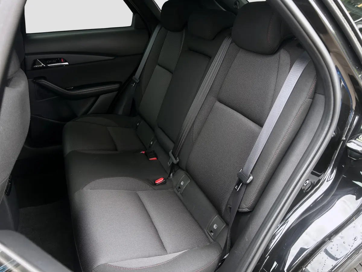 2.0 e-SkyActiv-G M Hybrid Sportive | Adap. Cruise Control | Camera | HUD | BOSE Audio | Stoelverwarming |