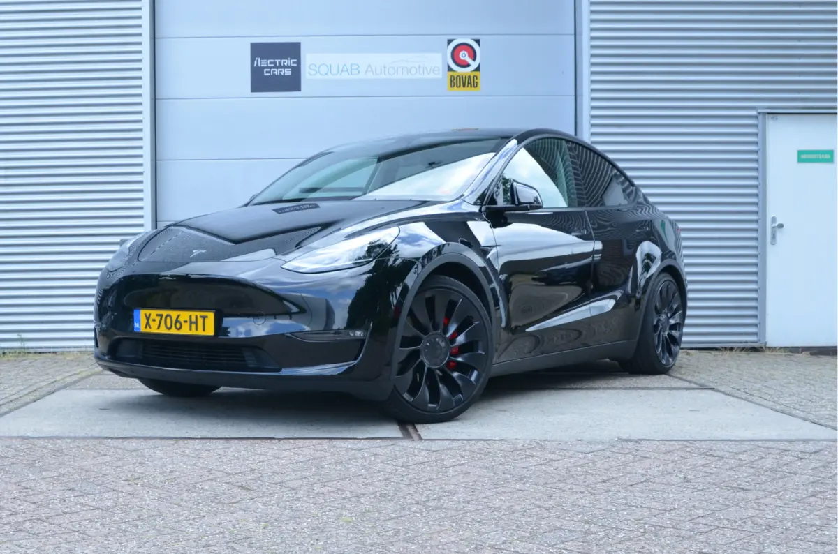 Performance AWD 75 kWh Trekhaak (max 1.600kg), AutoPilot3.0 Ryzen