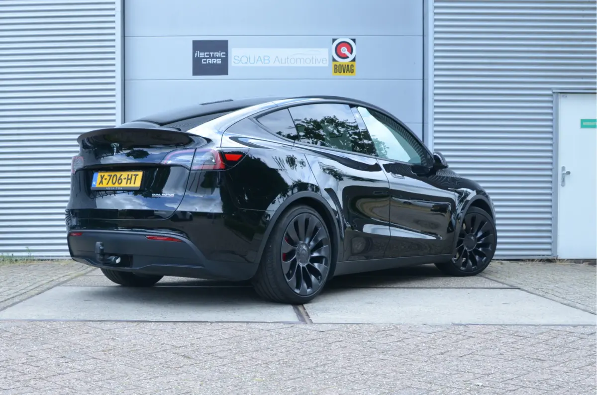 Performance AWD 75 kWh Trekhaak (max 1.600kg), AutoPilot3.0 Ryzen