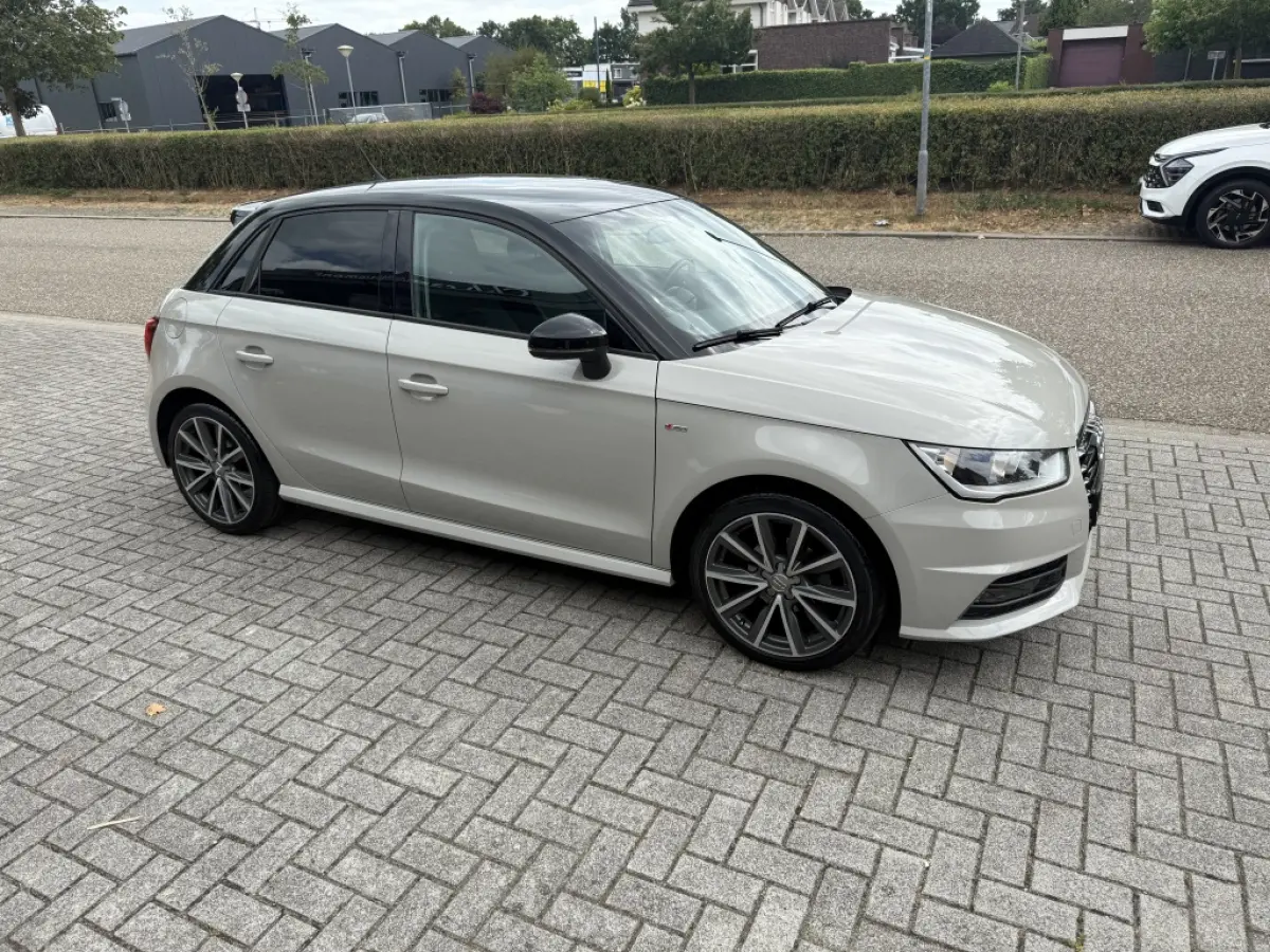 1.0 TFSI Adrenalin | S line | Unieke kleur | Cruise | Clima | 72dkm! |