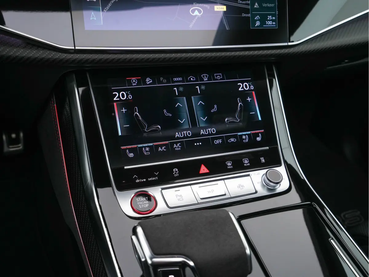 RS 4.0 TFSI Quattro * PANO | MILLTEK-EXHAUST | CERAMIC-BRAKES | CARBON-PACK | LEATHER | MEMORY-PACK | 4-WHEEL-STEERING | AIRSUSPENSION | BANG&OLUFSEN | ADAPTIVE-CRUISE | BLINDSPOT | TOPVIEW 