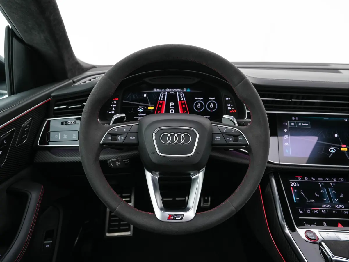 RS 4.0 TFSI Quattro * PANO | MILLTEK-EXHAUST | CERAMIC-BRAKES | CARBON-PACK | LEATHER | MEMORY-PACK | 4-WHEEL-STEERING | AIRSUSPENSION | BANG&OLUFSEN | ADAPTIVE-CRUISE | BLINDSPOT | TOPVIEW 