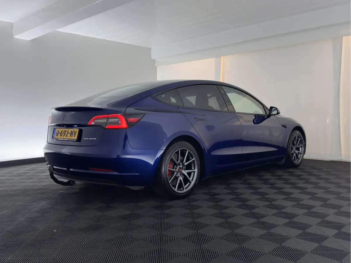 Long Range AWD 75 kWh [3-Fase-11kW ] {SoH-82%} Aut. *PANO | AUTOPILOT | LEATHER | TOWBAR | KEYLESS | FULL-LED | MEMORY-PACK | TOPVIEW | DAB | CARPLAY | DIGI-COCKPIT | LANE-ASSIST | HEATED-CO