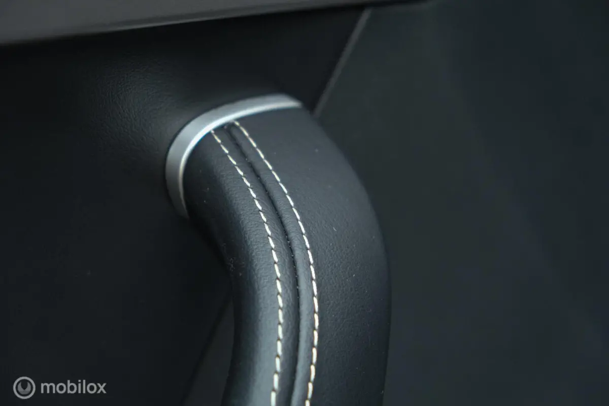 1.4 TSI eHybrid PHEV Xcellence | Stoelverwarming | Camera | PANO | Trekhaak | Ambient verlichting | ACC | 18 Inch | Digidash | LED | DAB+