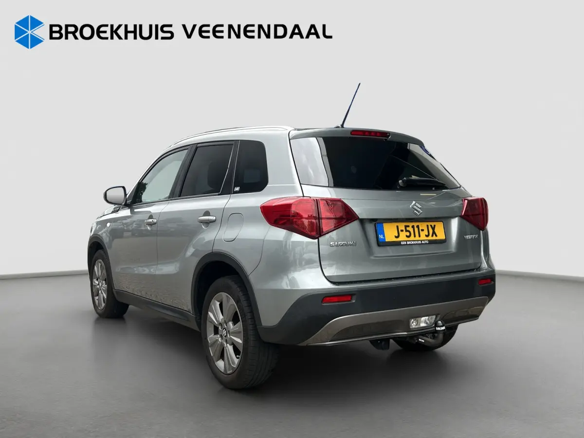 1.0 Boosterjet Select | Cruise Control | Camera | Stoelverwarming | CarPlay | Trekhaak |