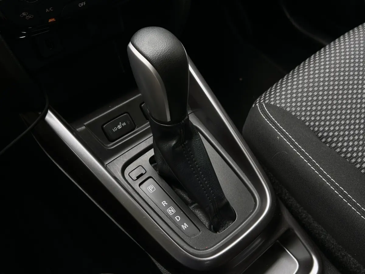 1.0 Boosterjet Select | Cruise Control | Camera | Stoelverwarming | CarPlay | Trekhaak |