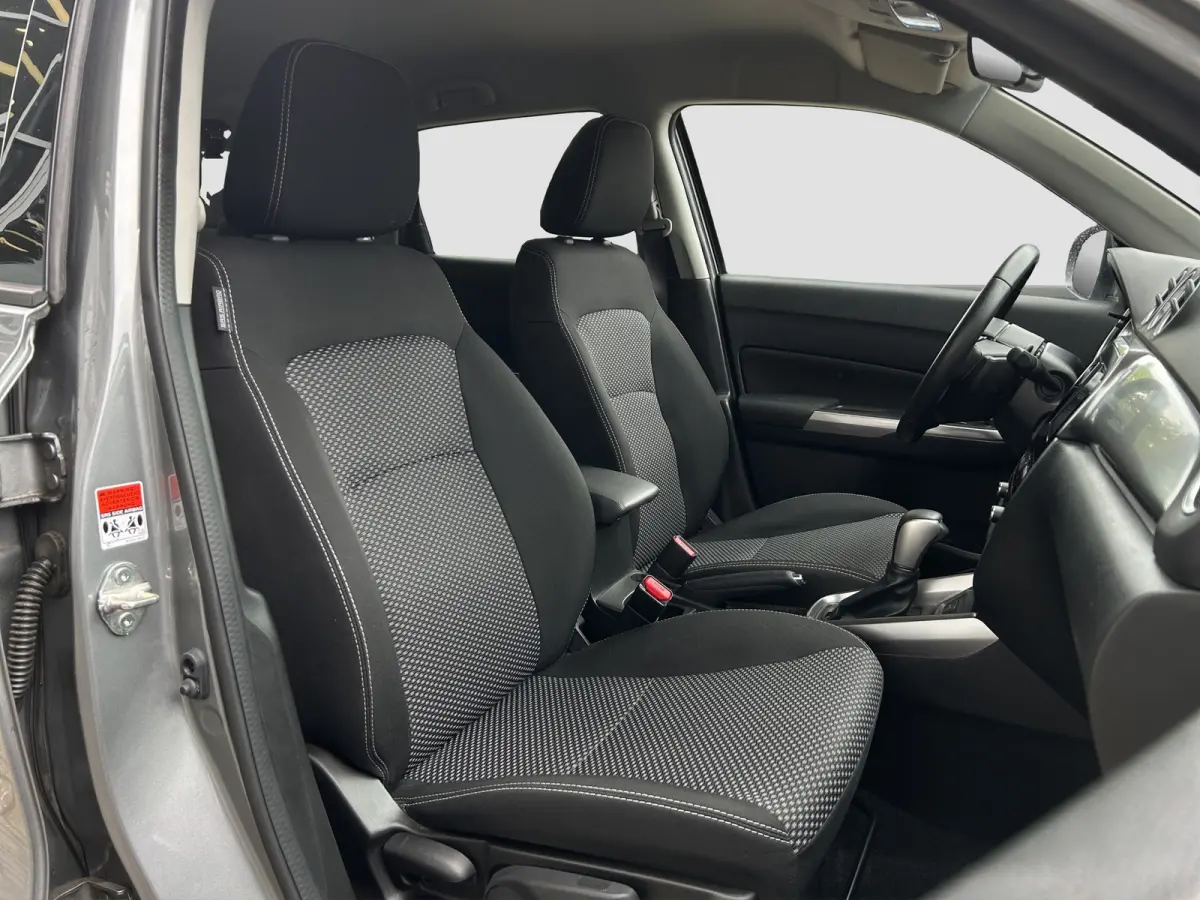 1.0 Boosterjet Select | Cruise Control | Camera | Stoelverwarming | CarPlay | Trekhaak |
