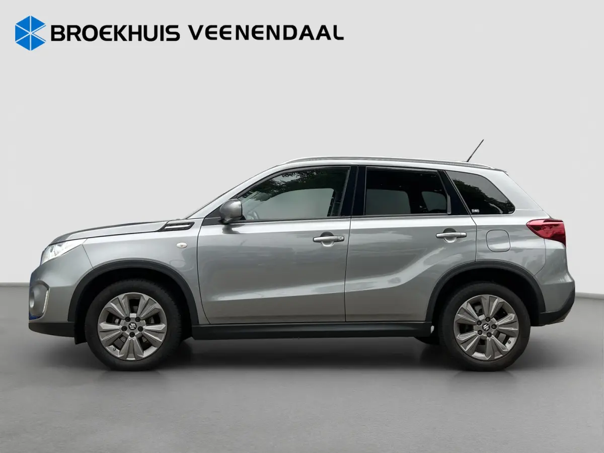 1.0 Boosterjet Select | Cruise Control | Camera | Stoelverwarming | CarPlay | Trekhaak |