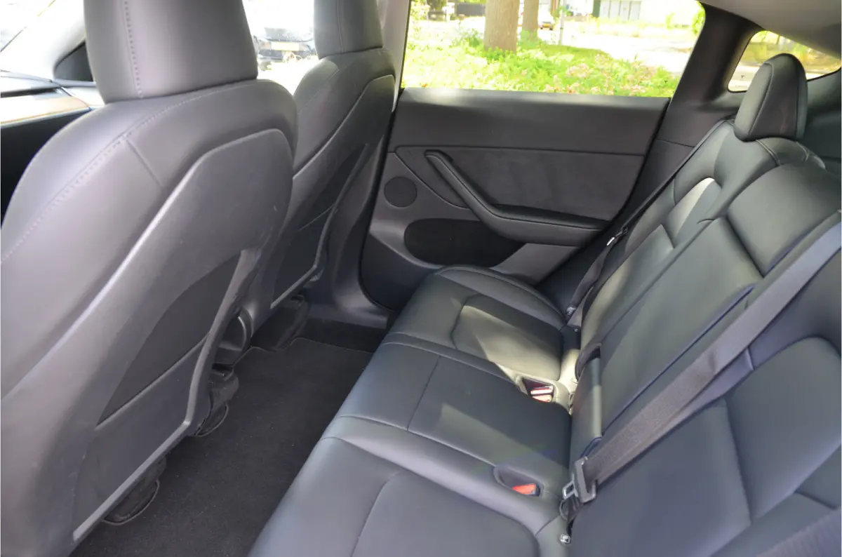 Long Range AWD 75 kWh Trekhaak (1.600kg), AutoPilot3.0 Ryzen