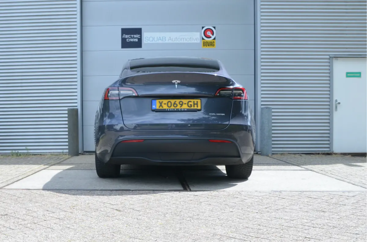 Long Range AWD 75 kWh Trekhaak (1.600kg), AutoPilot3.0 Ryzen