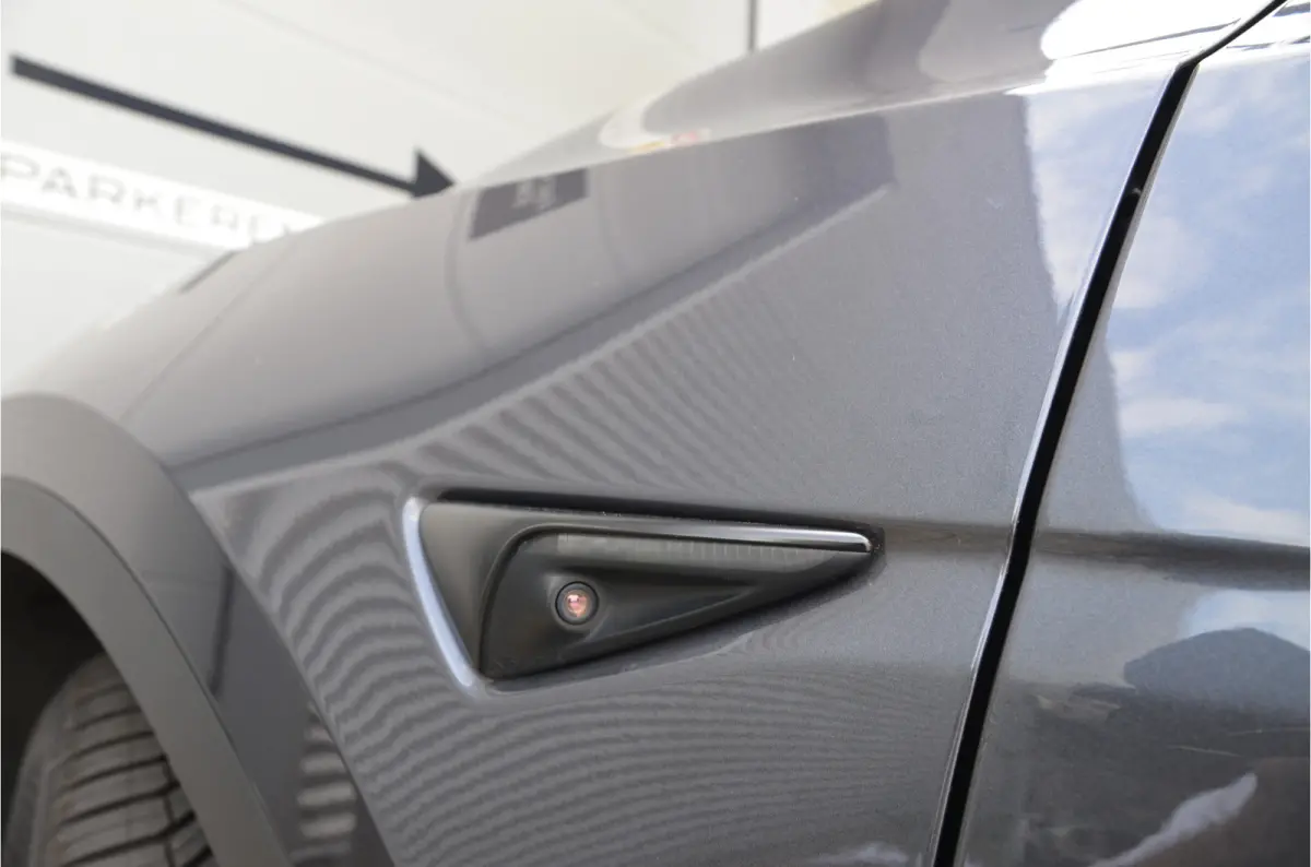 Long Range AWD 75 kWh Trekhaak (1.600kg), AutoPilot3.0 Ryzen