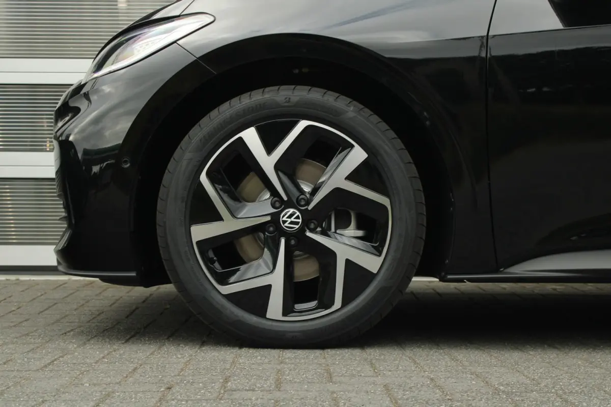 204pk Pro Limited Edition 59 kWh | Steunhaak | 360° Area View | 19" Velgen Wellington |