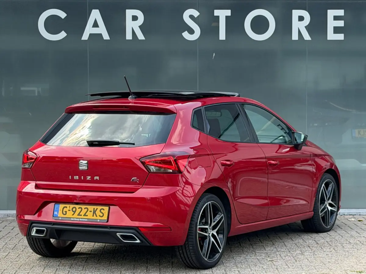1.0 TSI FR Pano LED Virtual Camera Beats Carplay