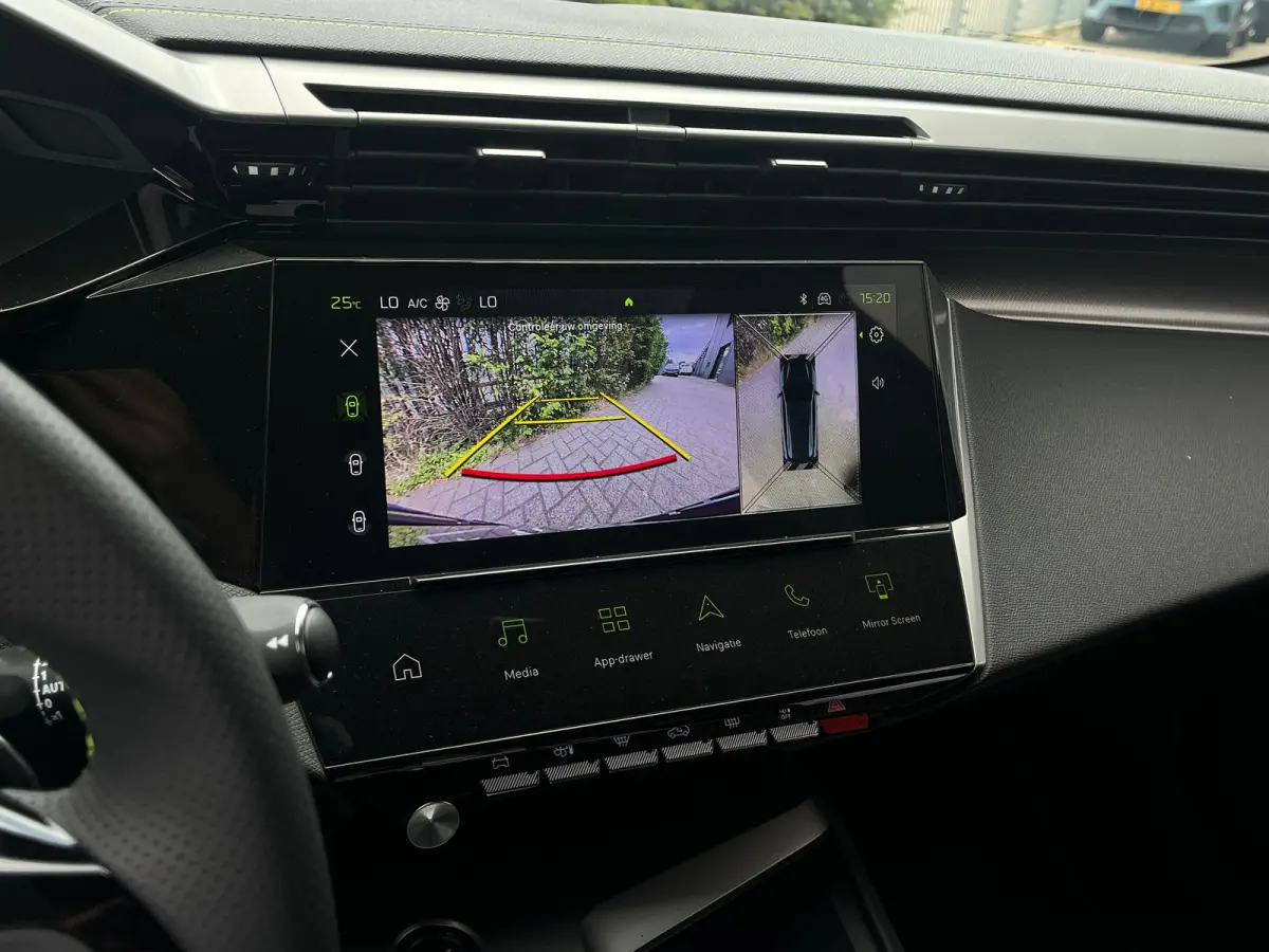 1.2 Hybrid 145 e-DCS6 GT VOORRAAD ACTIE | 8 JAAR GARANTIE | ALCANTARA BEKLEDING | 360 GRADEN CAMERA | STOEL + STUUR VERWARMING