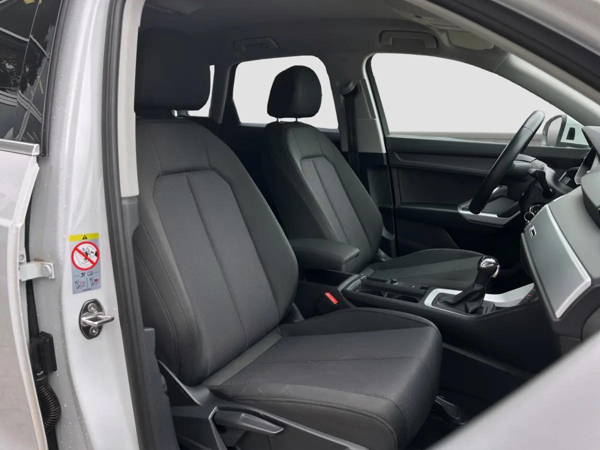 35 TFSI Pro Line | LED | Cruise Adaptive | Clima | BLIS | Stoelverwarming | Navi By App | Virtual |