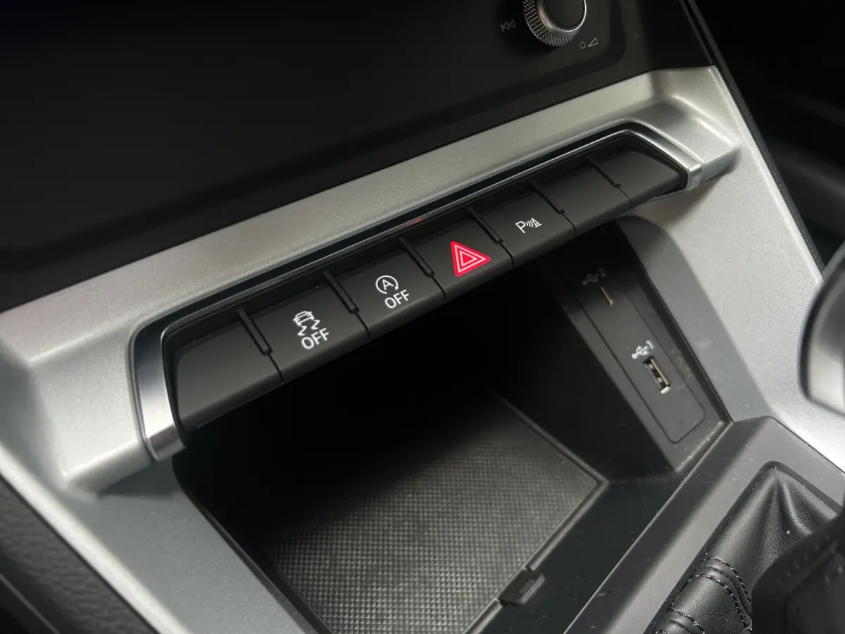 35 TFSI Pro Line | LED | Cruise Adaptive | Clima | BLIS | Stoelverwarming | Navi By App | Virtual |