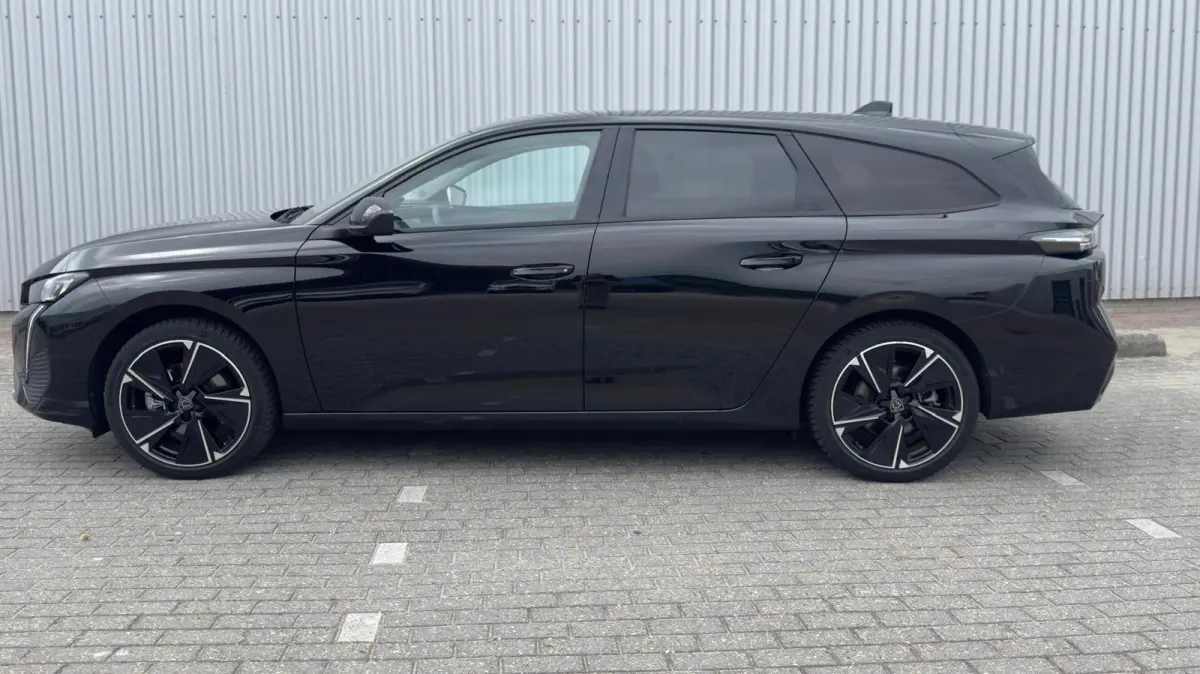 Allure EV 54 kWh | Apple Carplay / Android Auto | Cruise Control| Navigatie | 18" LMV |